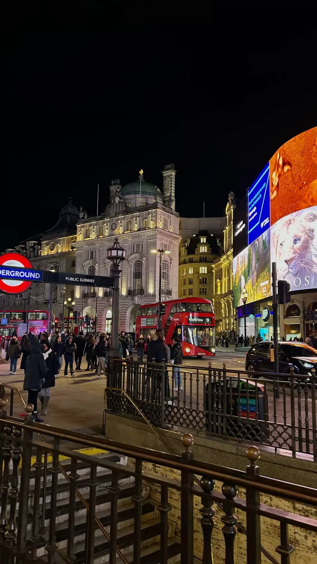 London in Style: 5 Days of Royal Landmarks & River Views photo 3
